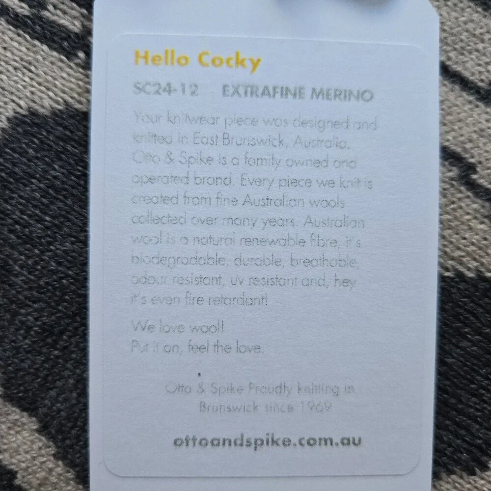 NWT Otto & Spike Merino Scarf Wool Knit Cockatoo Parrot Bird Charcoal GREY